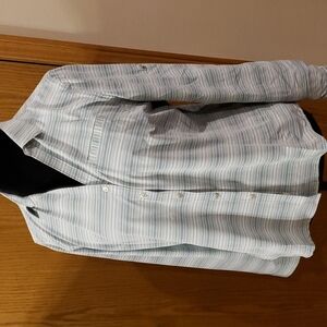 Woolrich quick dry moisture wicking green striped convertible sleeve button up